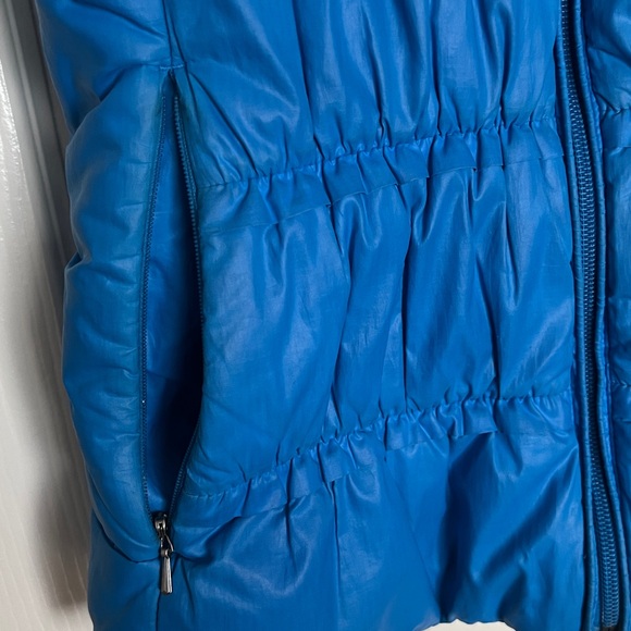 Patagonia Ruffle Vest - Picture 2 of 11